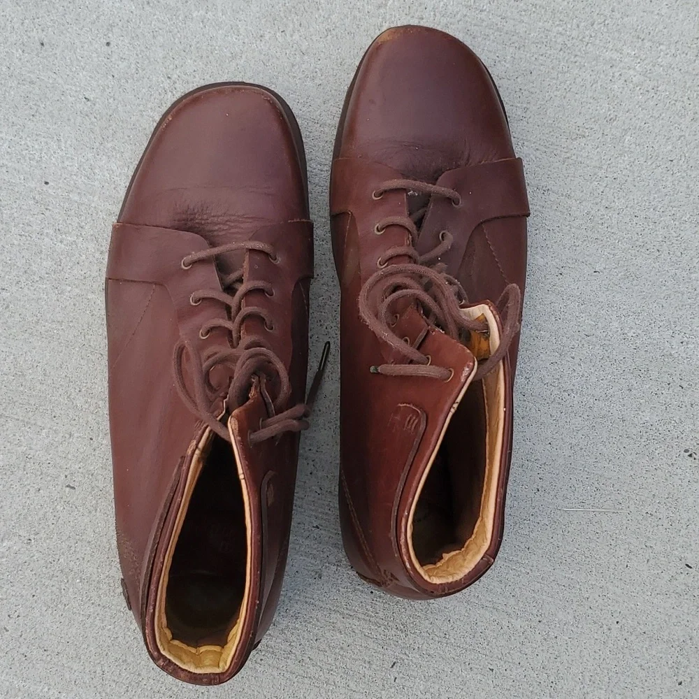 Men's Brown Leather Lace-Up Boots